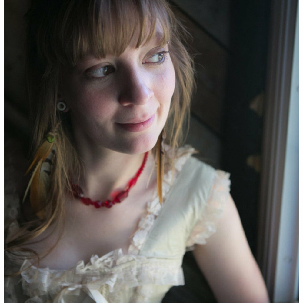 Meet your Posher, Lidia